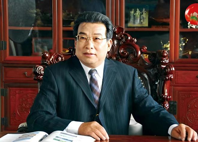 揭晓坐拥身价4770亿一位外地老板闯进前三CQ9电子平台入口山东2025年十大富豪(图3)